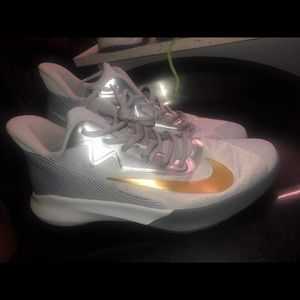Still in great condition not a lot of wear & tear. Asking $80
